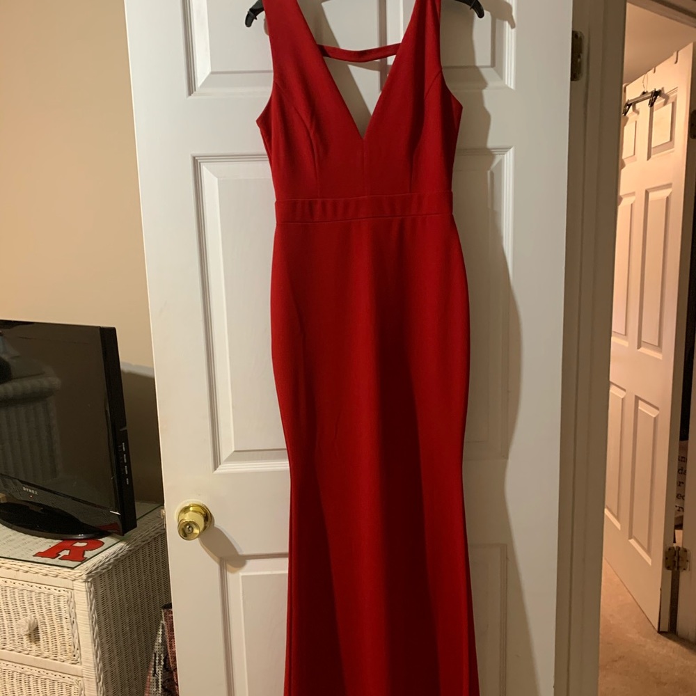 Windsor Red Formal Dress - Picture 3 of 3
